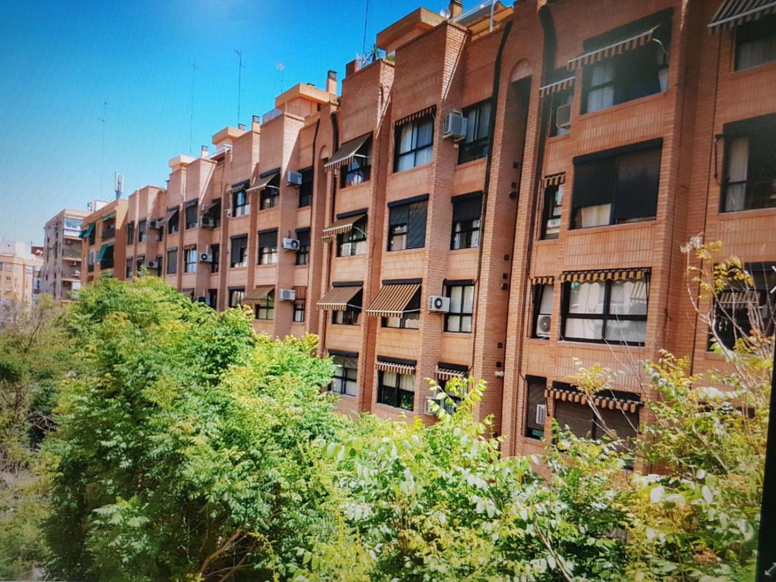 Apartamento Cerca De La Playa Y Ciudad De Las Ciencias Valencia Exterior photo